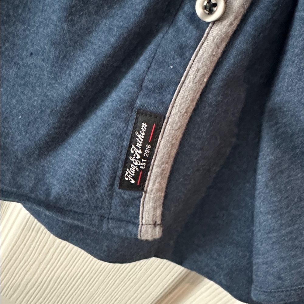 NWOT Men's Flag & Anthem Shirt - Picture 4 of 6